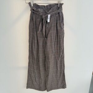 NWT American Eagle High-Waisted Paperbag Waist Pants size XS
